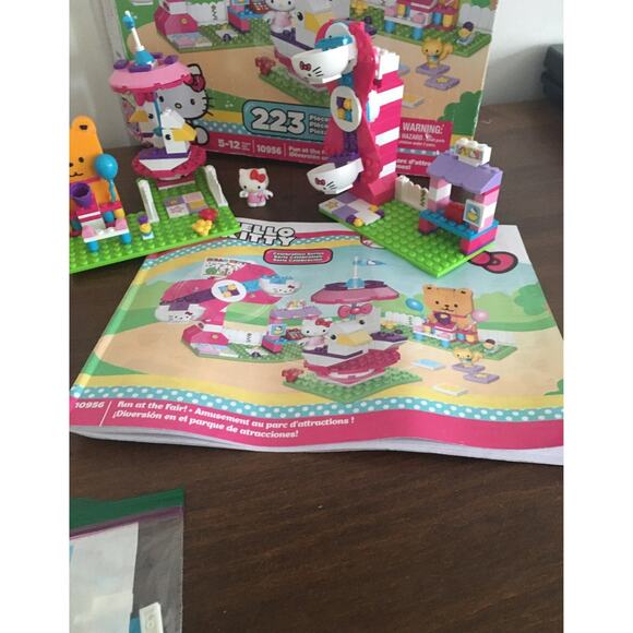 Hello kitty mega bloks - Picture 4 of 5